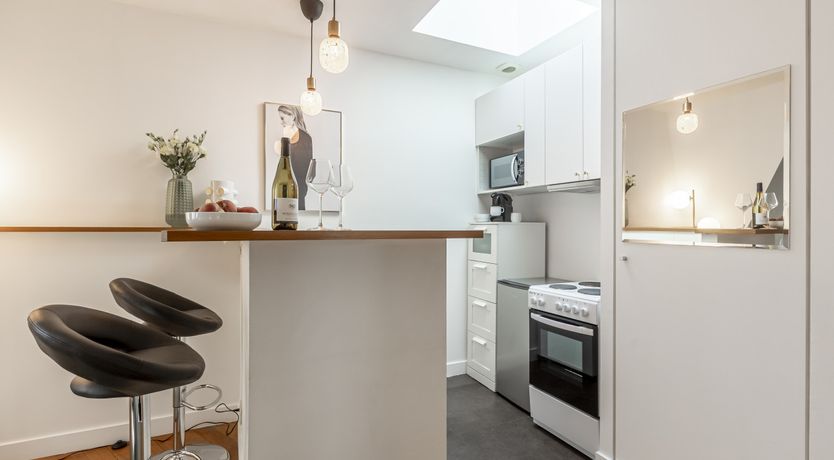 Photo of Gem in the Eighth