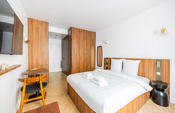 Petite Gem Holiday Home
