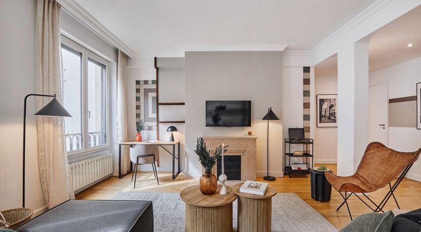 Photo of Elegant Embrace