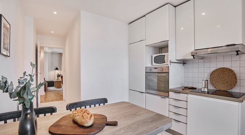 Photo of Elegant Embrace