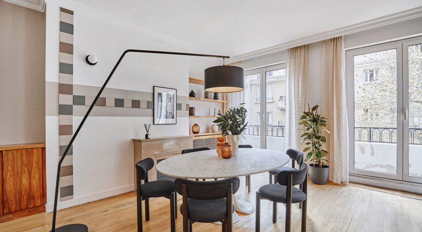 Photo of Elegant Embrace