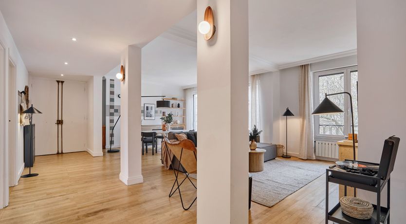 Photo of Elegant Embrace