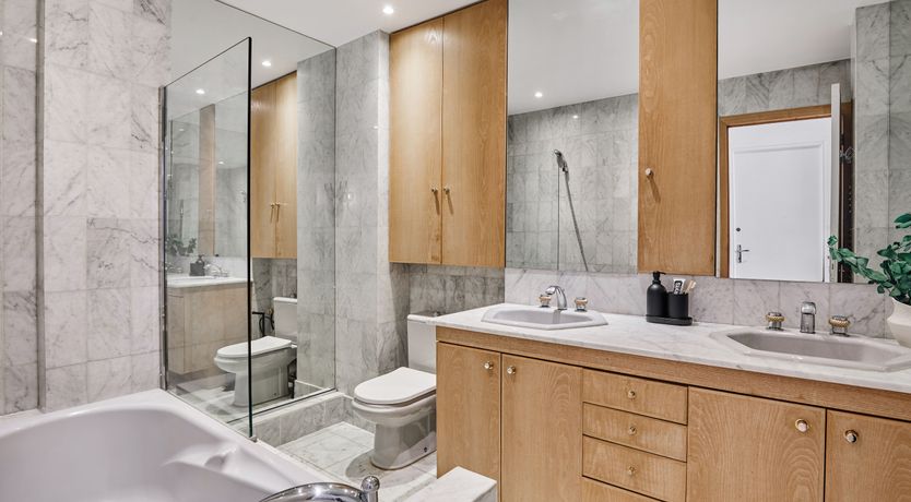 Photo of Elegant Embrace