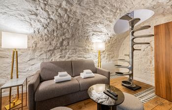 Parisian Secret Holiday Home