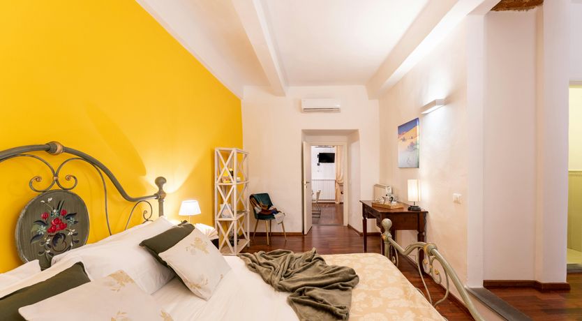 Photo of Dante's Love