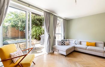 Noble Dwelling Holiday Home