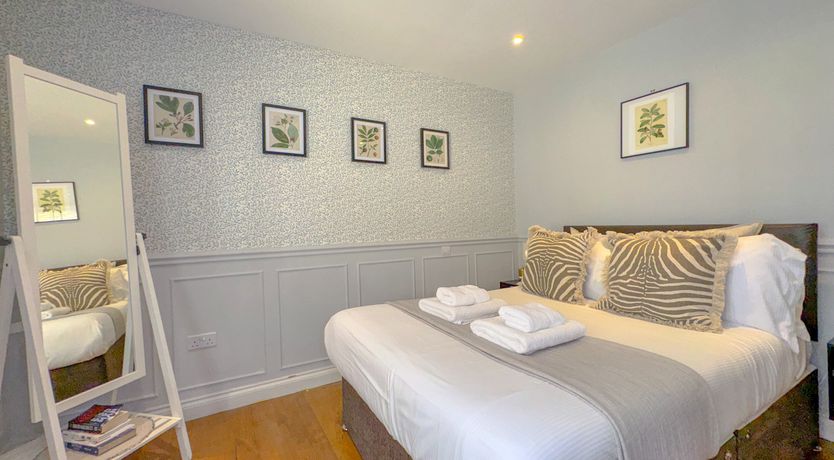 Photo of Soho Lights