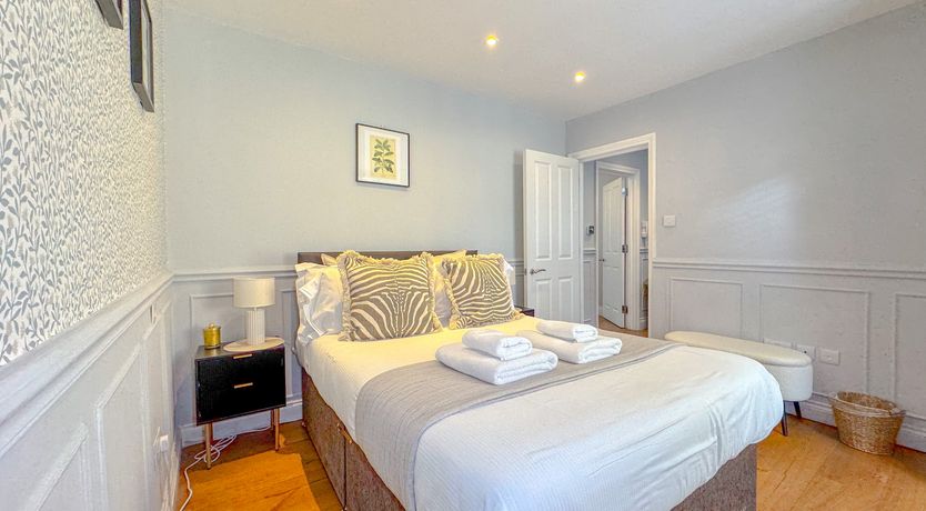 Photo of Soho Lights