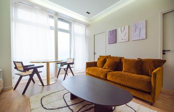 Fifteenth Finesse Holiday Home