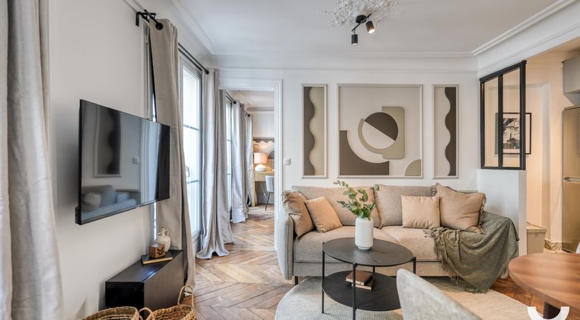 Photo of Haussmannian Masquerade