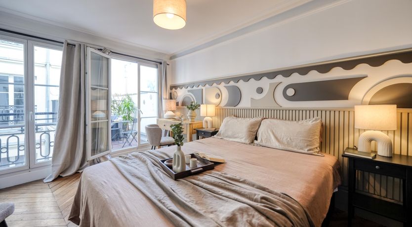 Photo of Haussmannian Masquerade