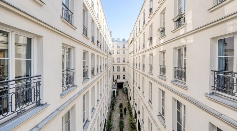 Photo of Haussmannian Masquerade