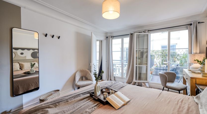 Photo of Haussmannian Masquerade