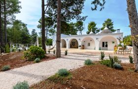 Photo of the-enchanted-trulli