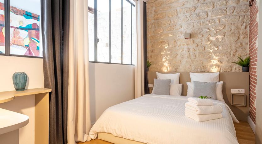 Photo of À la Seconde