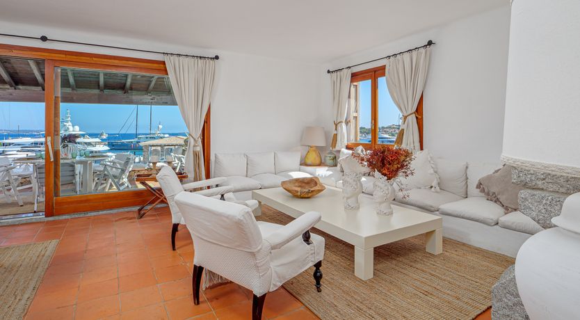 Photo of Azura Bliss