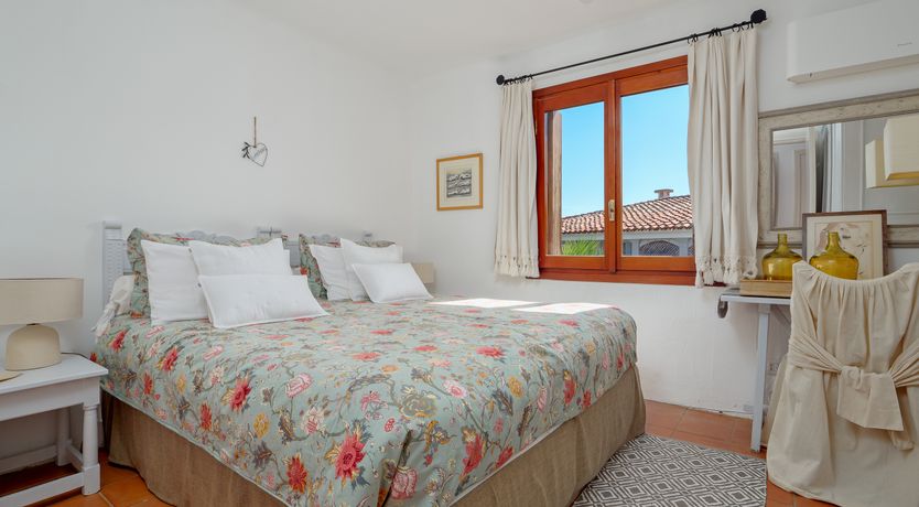 Photo of Azura Bliss