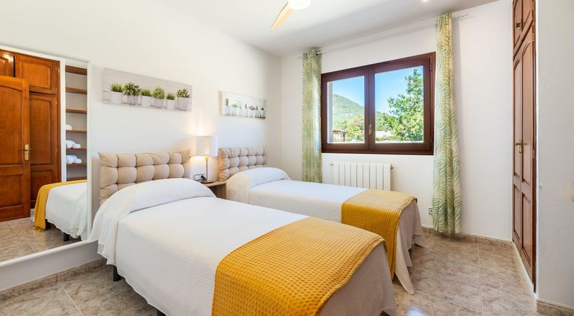 Photo of Xenophilius