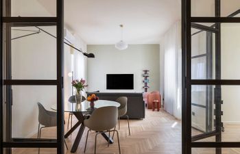 Lilium Luxury Apartment Holiday Home
