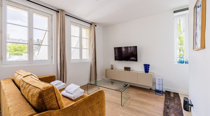 Photo of Beau Panthéon