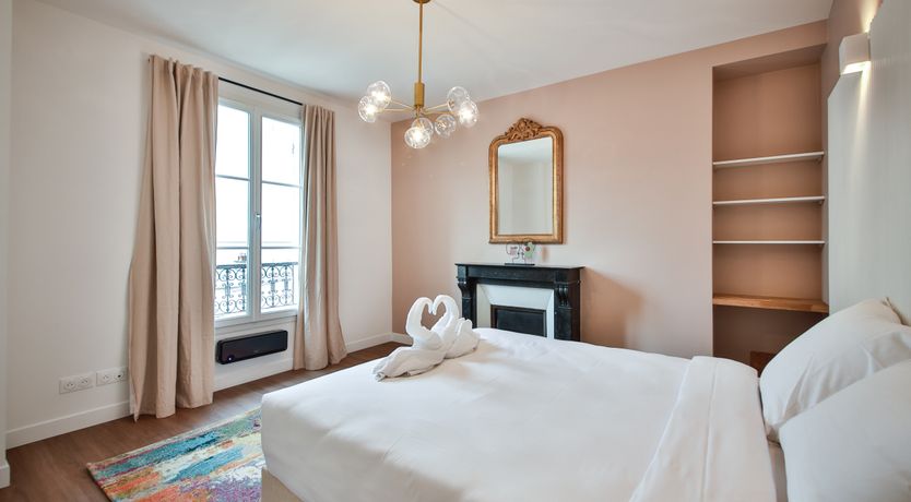 Photo of Commerce Charm