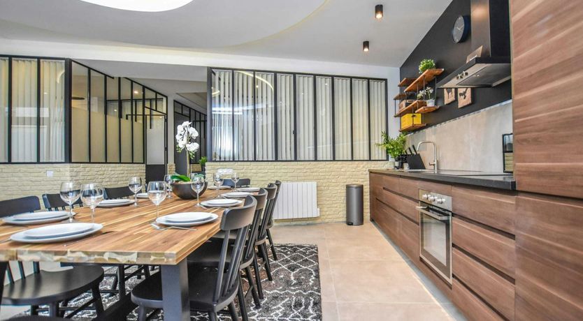 Photo of Murals in Paris