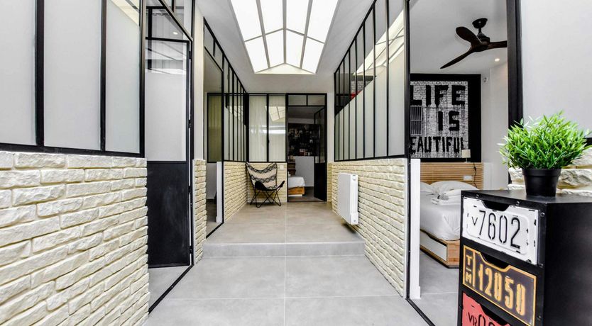 Photo of Murals in Paris