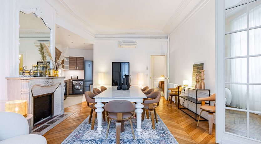 Photo of Parisian Velvet