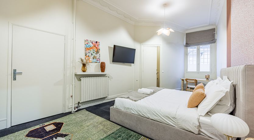 Photo of Parisian Velvet