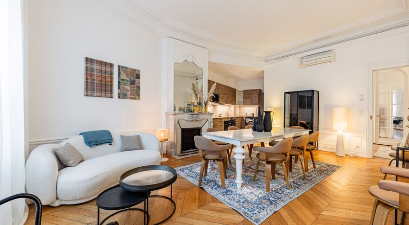 Photo of Parisian Velvet