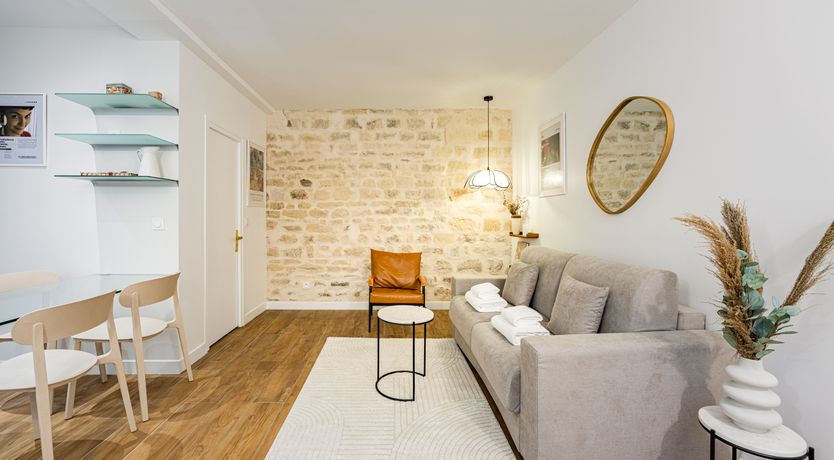 Photo of Montmartre Delight