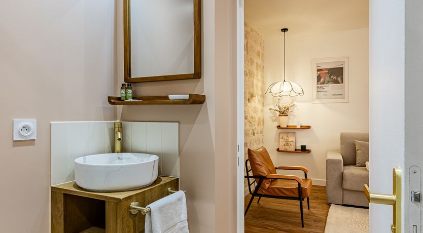 Photo of Montmartre Delight