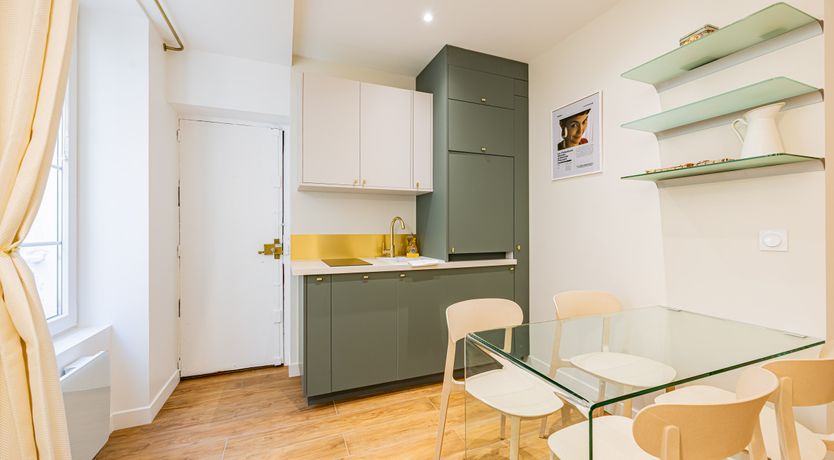 Photo of Montmartre Delight