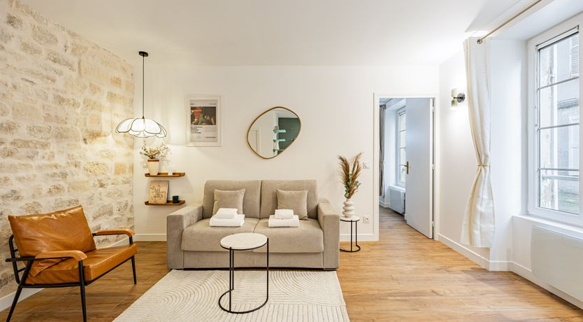 Photo of Montmartre Delight