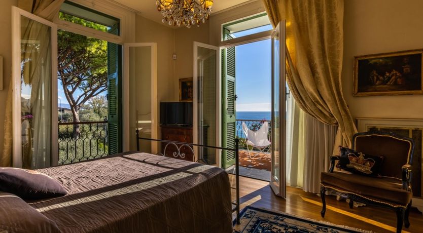 Photo of On the Emerald Coast