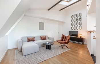Top of the Haussmann Holiday Home