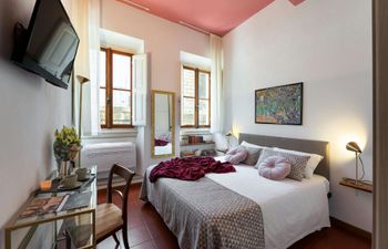 The Palazzo Next Door Holiday Home