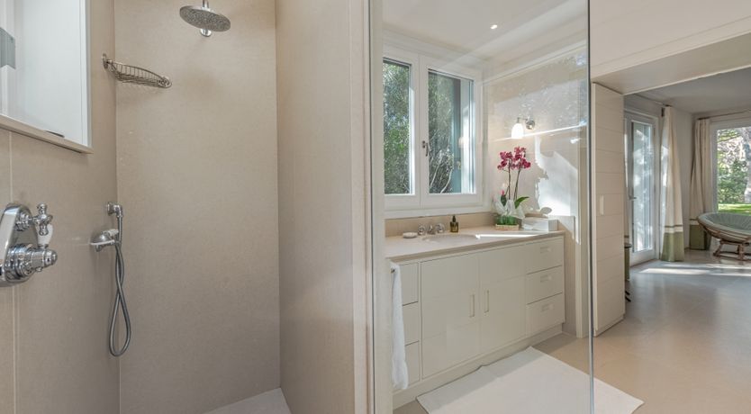 Photo of Quiet & Serene