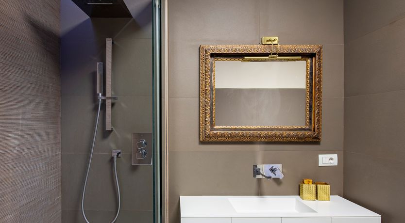 Photo of Roman Stars