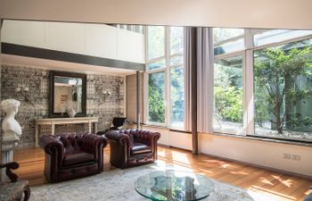 An Eye for Design Holiday Home