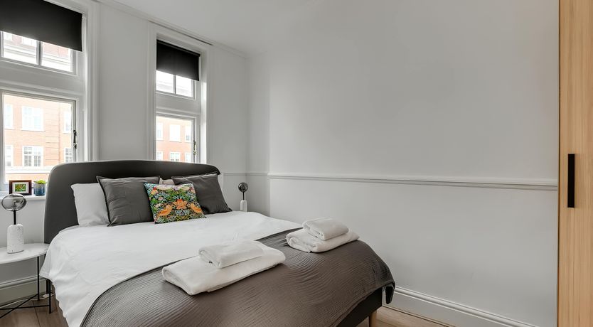 Photo of High Street Kensington