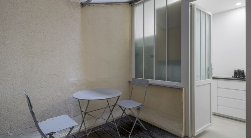 Photo of Around the Arc