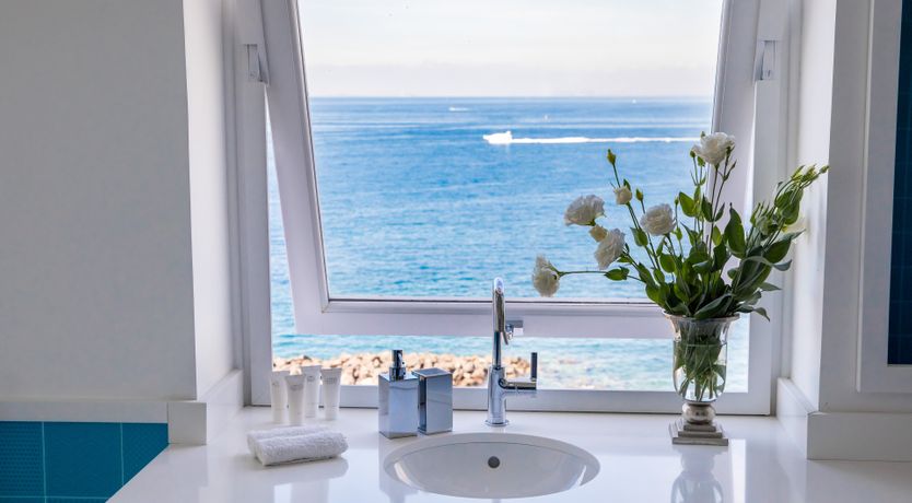 Photo of Sorrento Jewel