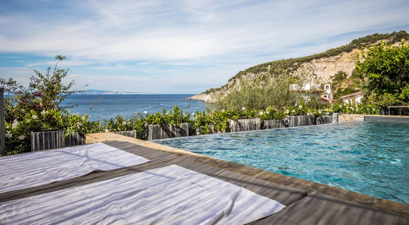 Photo of Sorrento Jewel