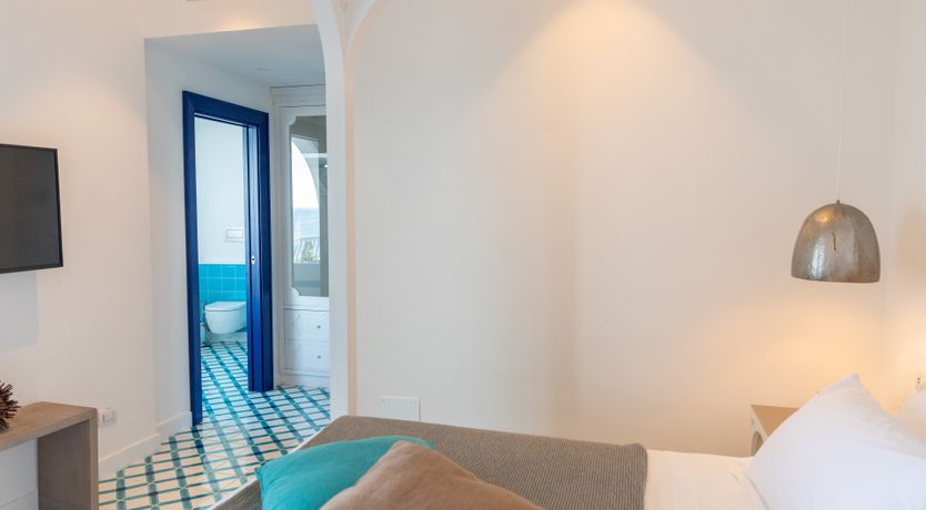 Photo of Sorrento Jewel