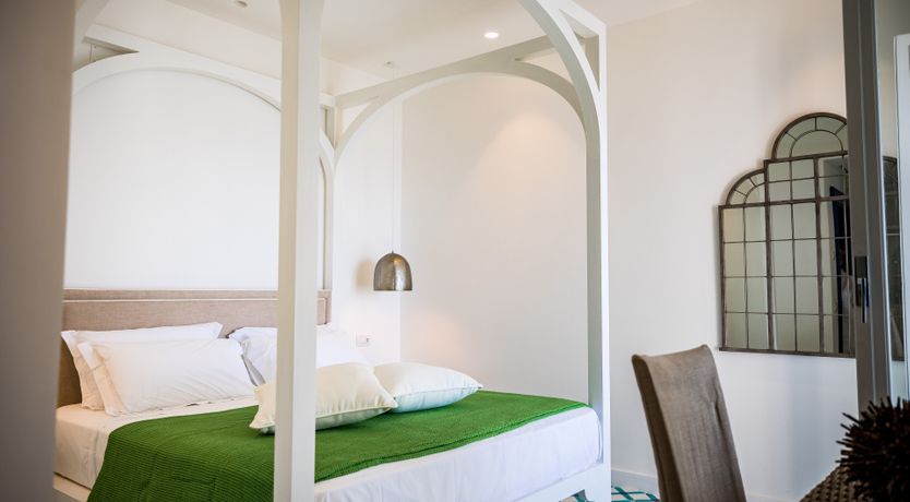 Photo of Sorrento Jewel