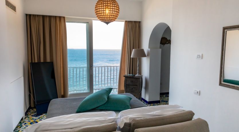 Photo of Sorrento Jewel