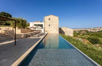 Modica Jewel Holiday Home