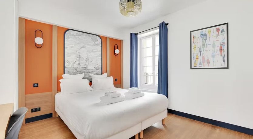 Photo of The Parisian Perch