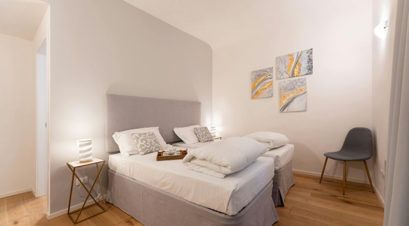 Photo of Florentine Flourish